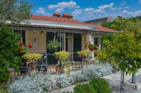 ISSA Holiday Home - 2 Min Walk to Beach